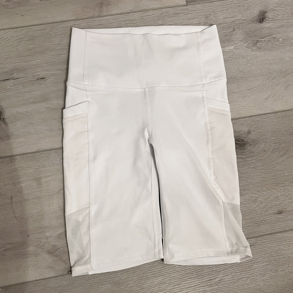 FABLETICS BIKER SHORTS - Picture 2 of 5